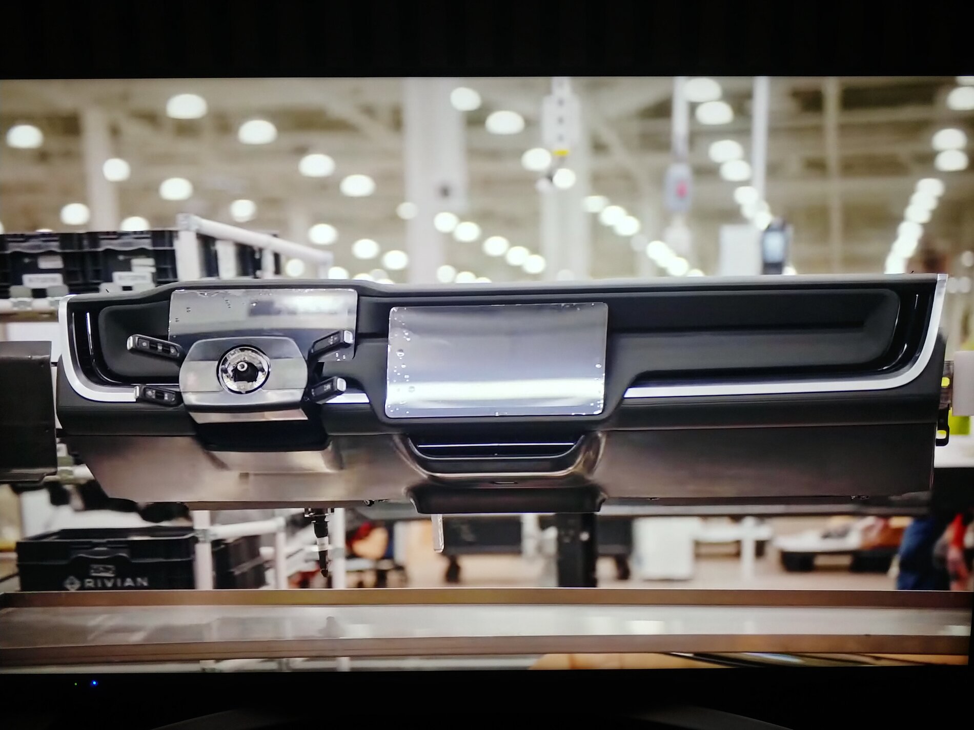 Rivian R1T R1S Video: Preproduction R1T Begin Rolling Off The Line! 0911201450_HDR