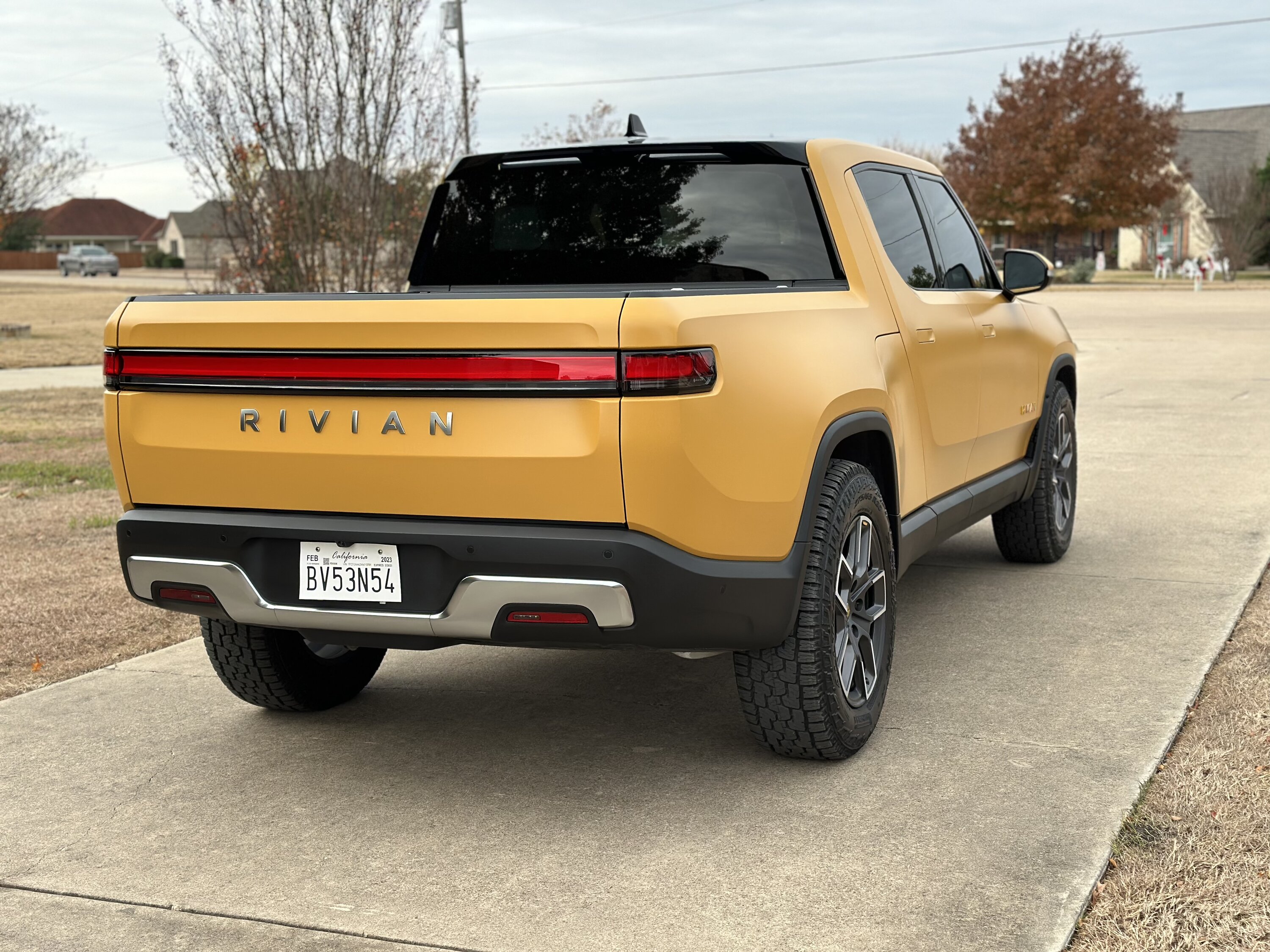 Rivian R1T R1S Stealthy Banana 🍌 -- Compass Yellow R1T w/ Tint and Stealth PPF Wrap 0D574167-AE7A-4F6C-840D-F58DA283DCA1