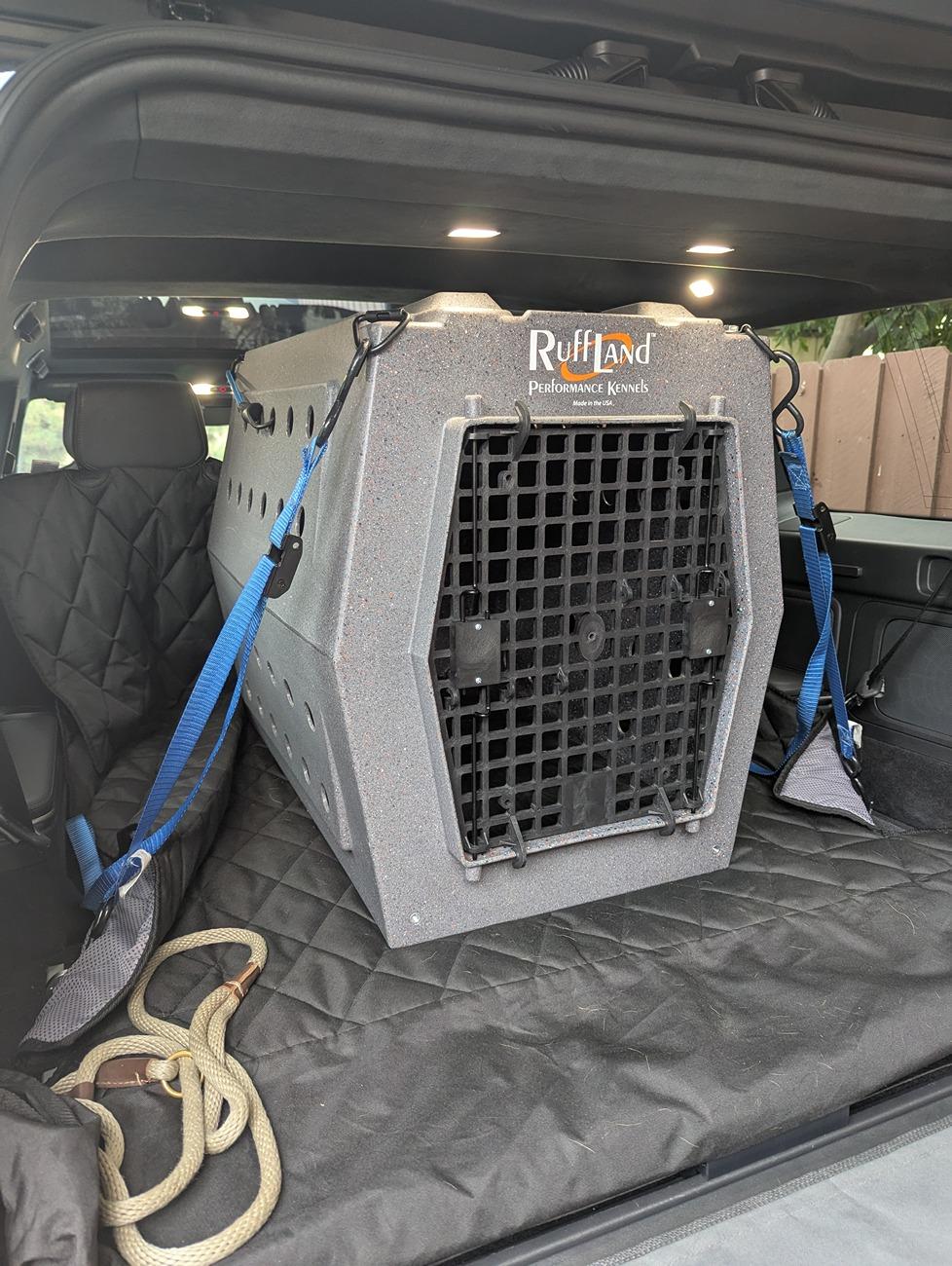 Ruffland Kennel Gen 2 L in R1S? | Rivian Forum - R1T R1S R2 R3 News ...