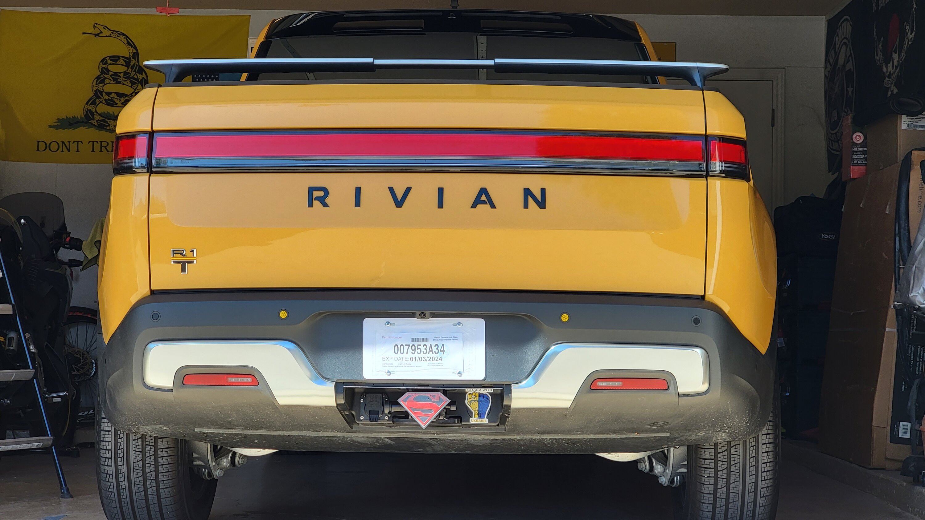 Rivian R1T R1S 🙋🏻‍♂️ What did you do TO your Rivian today?  🧰🔧📐🚿 20231008_111258