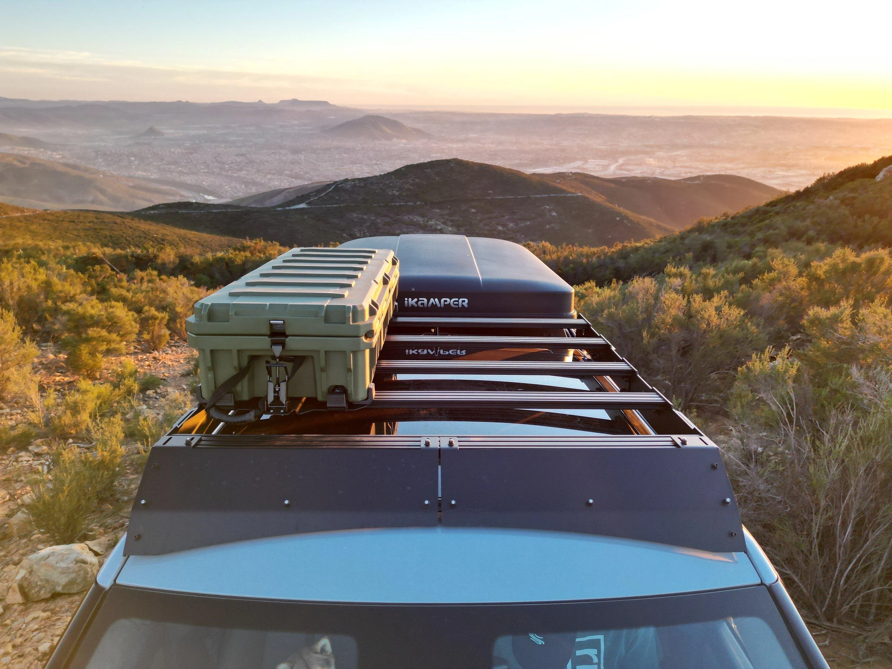 Overland Ruff Rax Roof Rack installed on R1T | Rivian Forum - R1T R1S ...