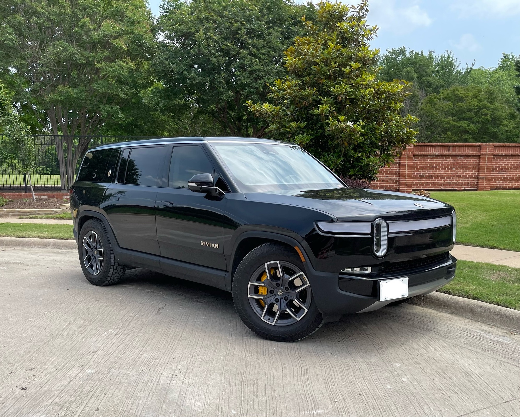 Rivian R1T R1S Random Rivian Photos of the Day - Post Yours! 📸 🤳 IMG_0326