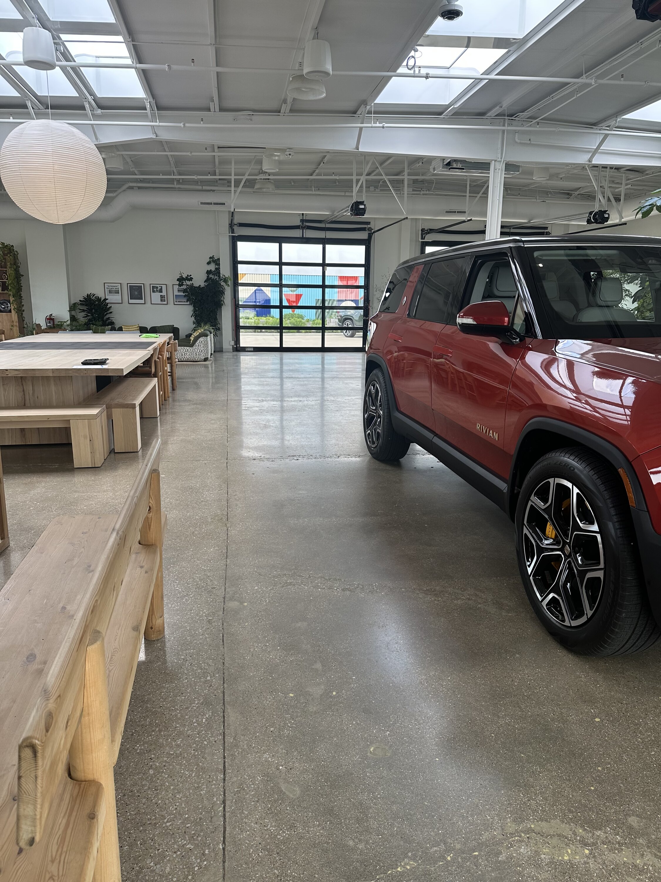 Rivian R1T R1S R1S Shop access live with lots of inventory! IMG_0828