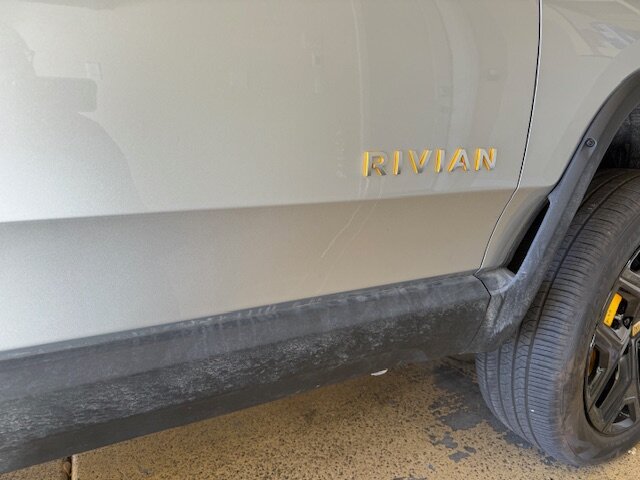 Rivian R1T R1S Cleaning Mud off of plastic trim IMG_5990