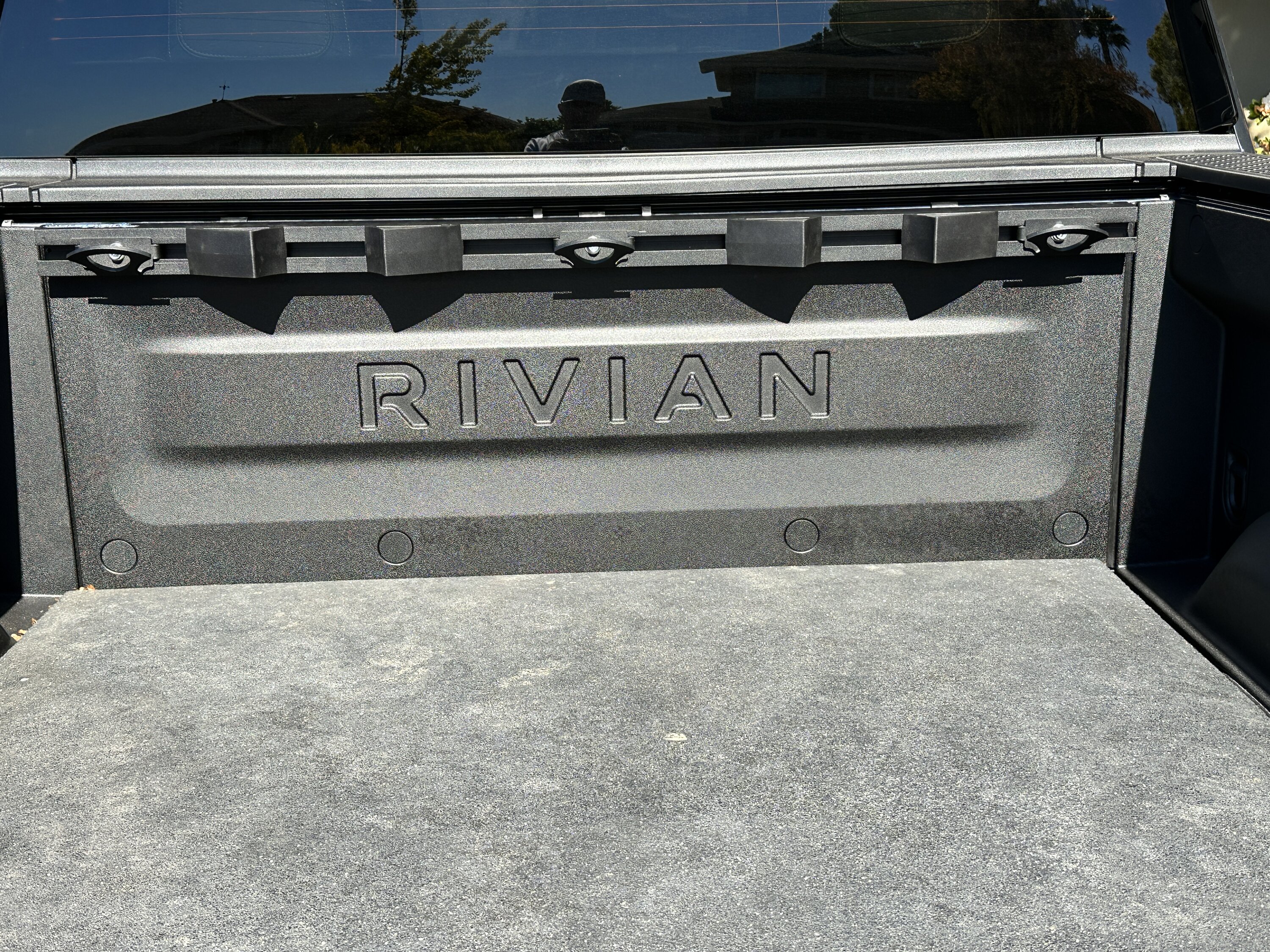 Rivian R1T R1S Bed Rails IMG_7081