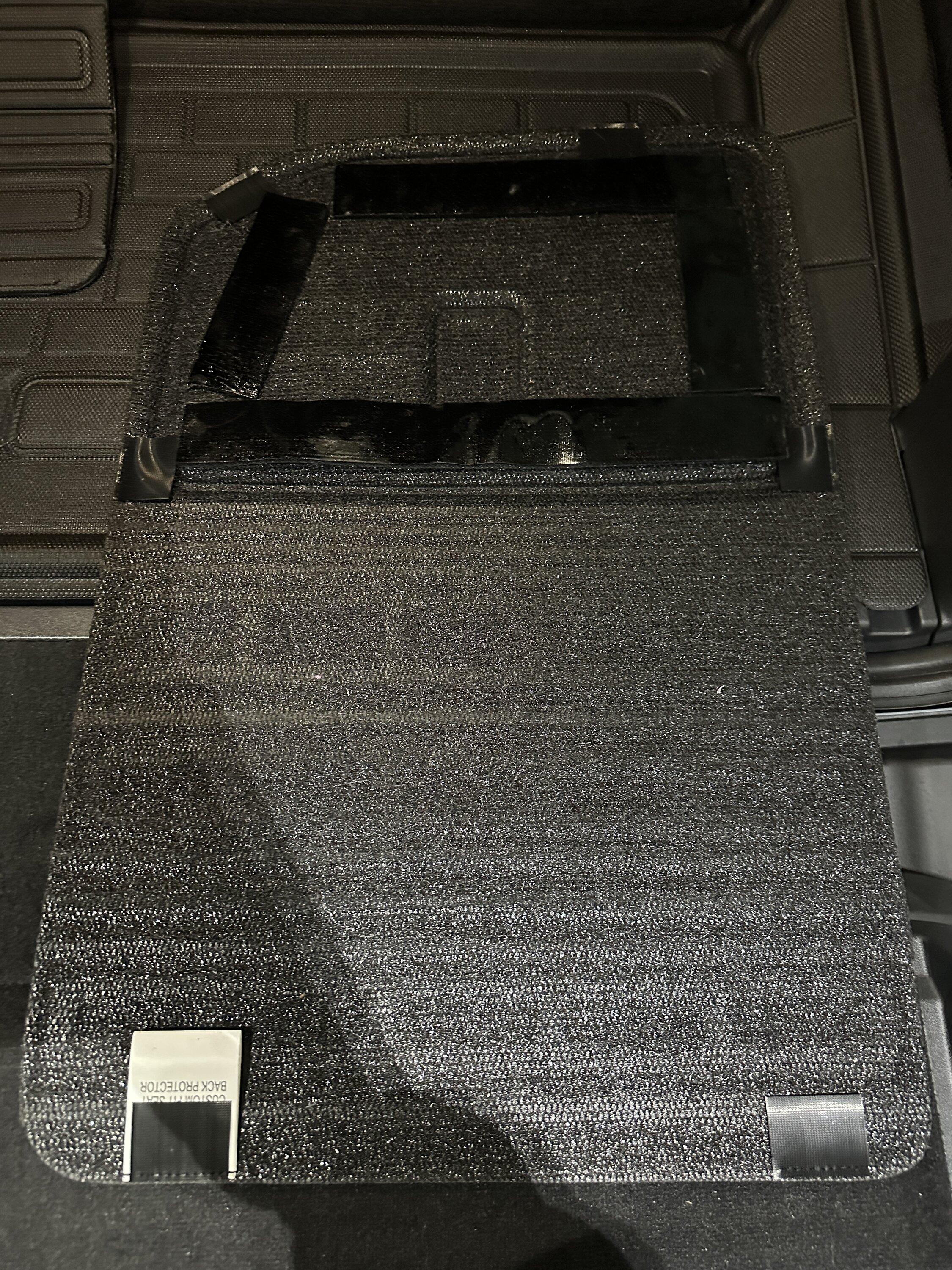 3D Maxpider CHILD SEAT PROTECTOR (3153L-09)