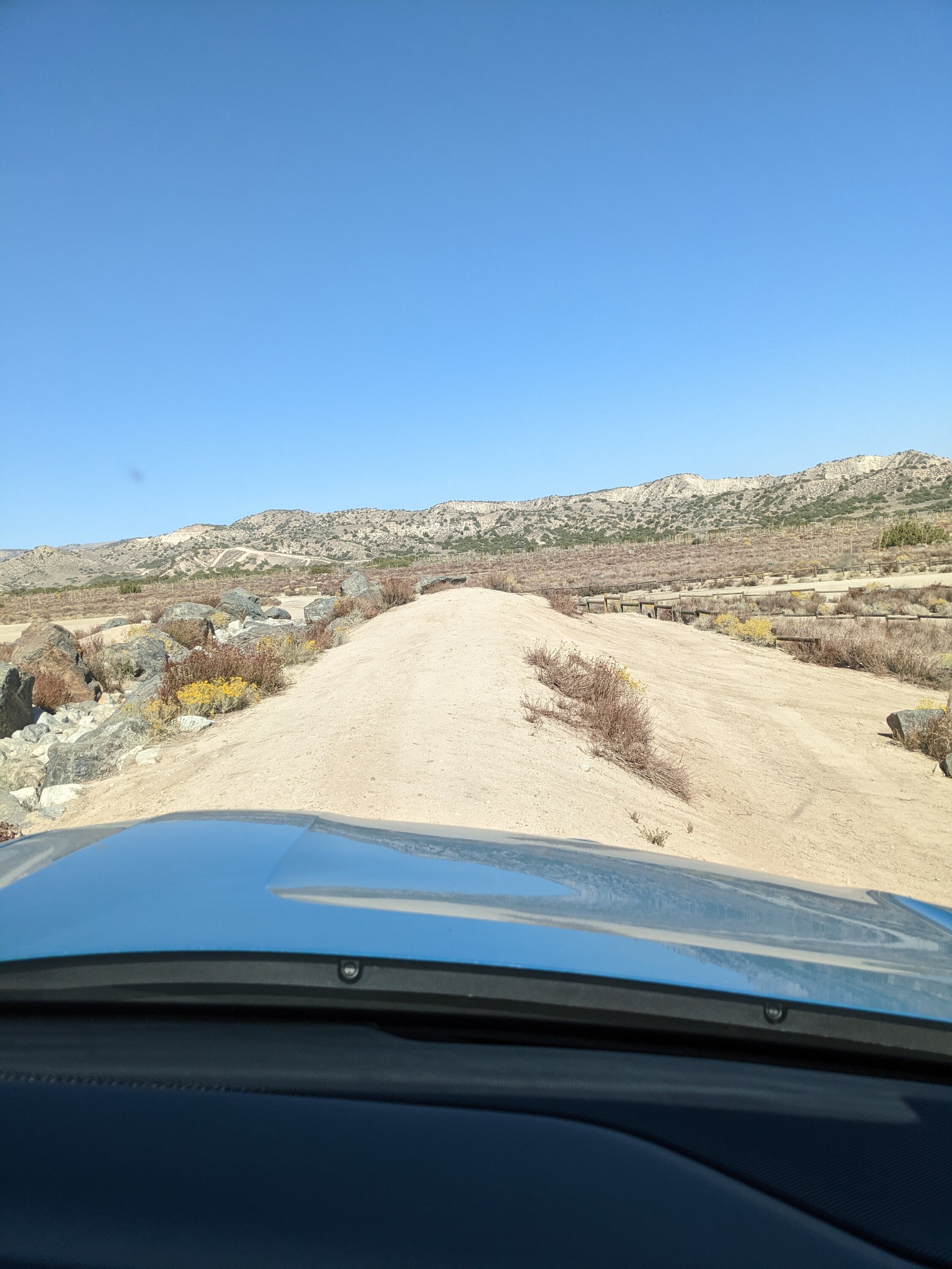 Rivian R1T R1S Tried Off-Road Practice Center (@ Hungry Valley CA) with R1T PXL_20221029_200859885.MP