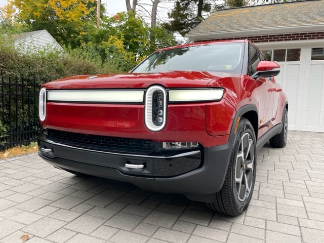 Rivian R1T R1S RED CANYON Rivian Photos R1T front vinyl wra