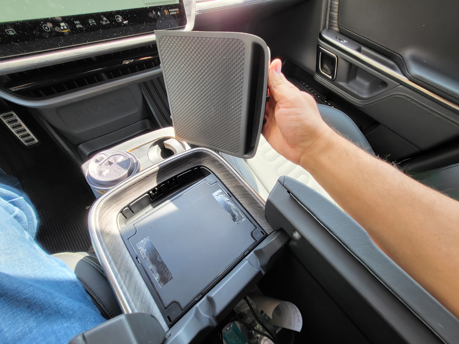 Disabling Wireless Charging Pad Photos Observations Rivian Forum 