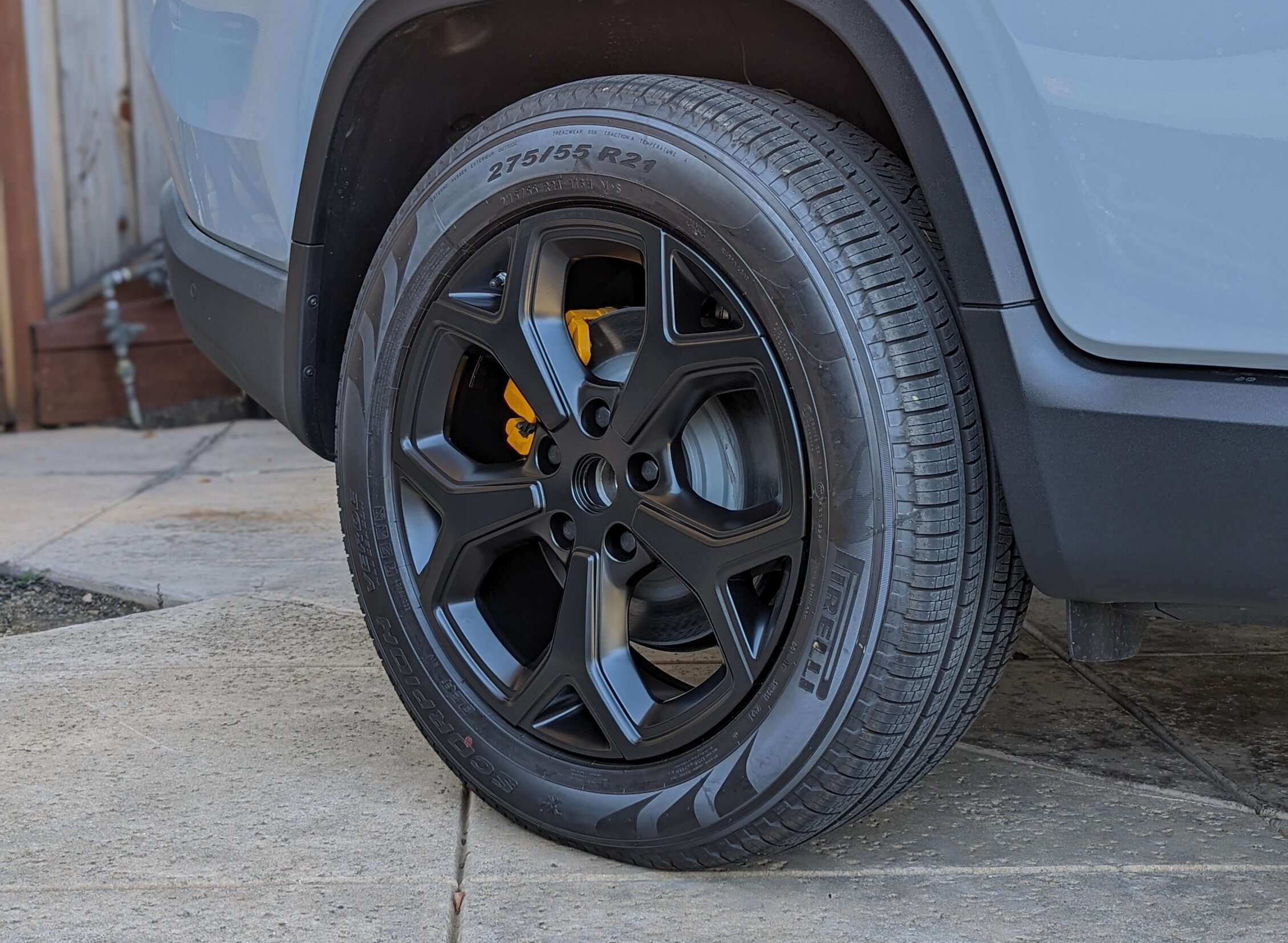 Satin Black Powder Coated Rivian Factory 21" Wheels Rivian Forum R1T R1S R2 R3 News, Specs
