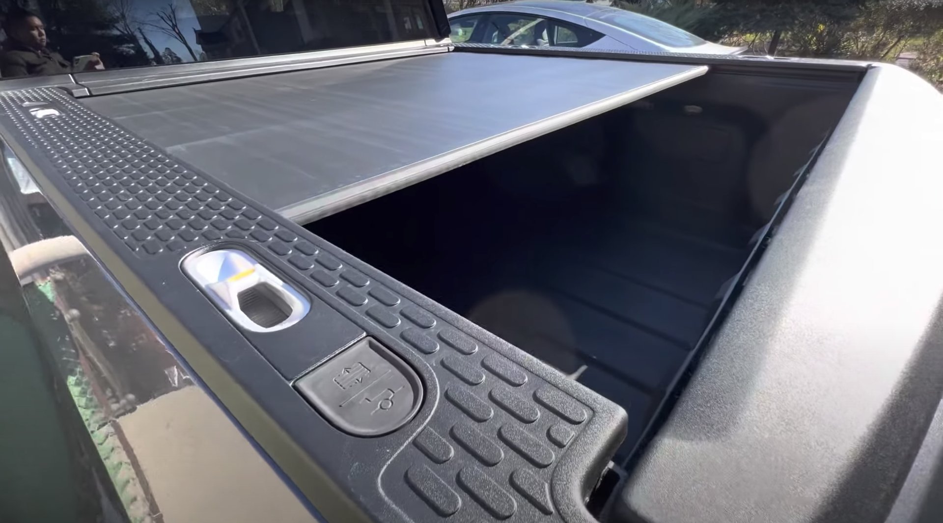 R1T Tonneau Cover Calibration (HowTo Steps) Rivian Forum R1T R1S