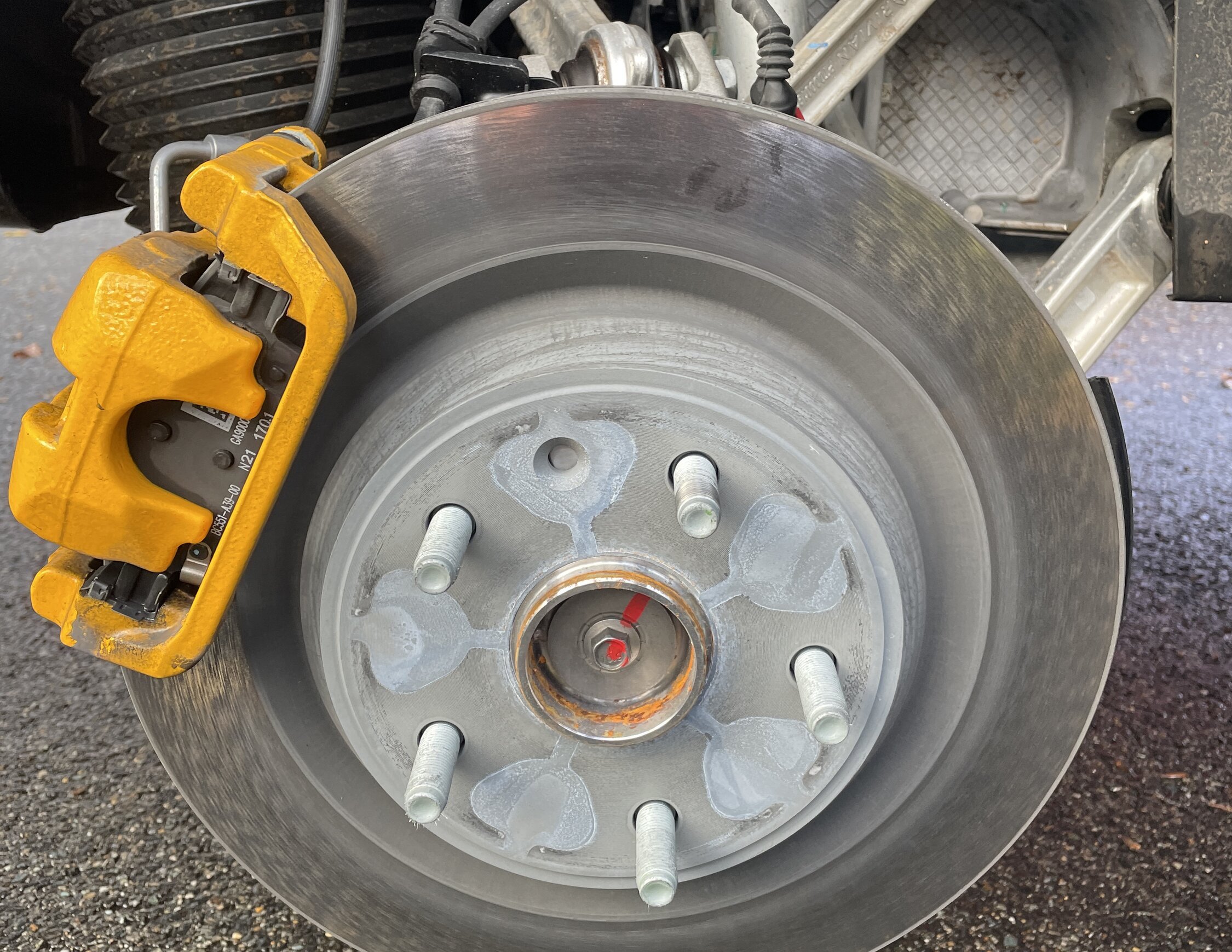 21" Road Tire and Brake Wear after 10K Miles tread / brake pad