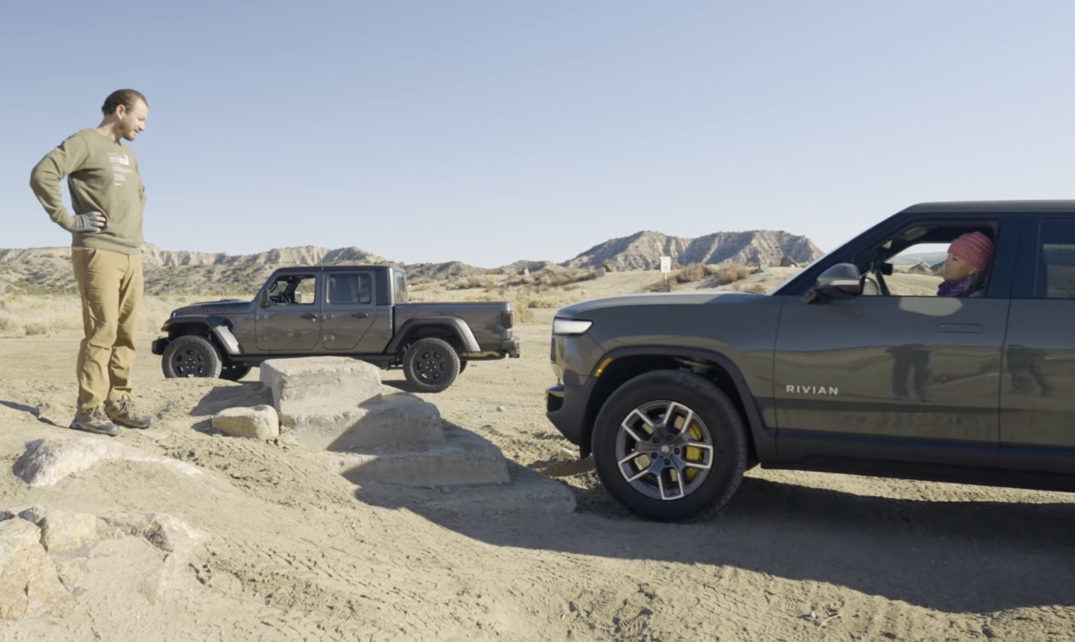 Rivian R1T vs. Jeep Gladiator Off-Road Comparison Test on the Trails