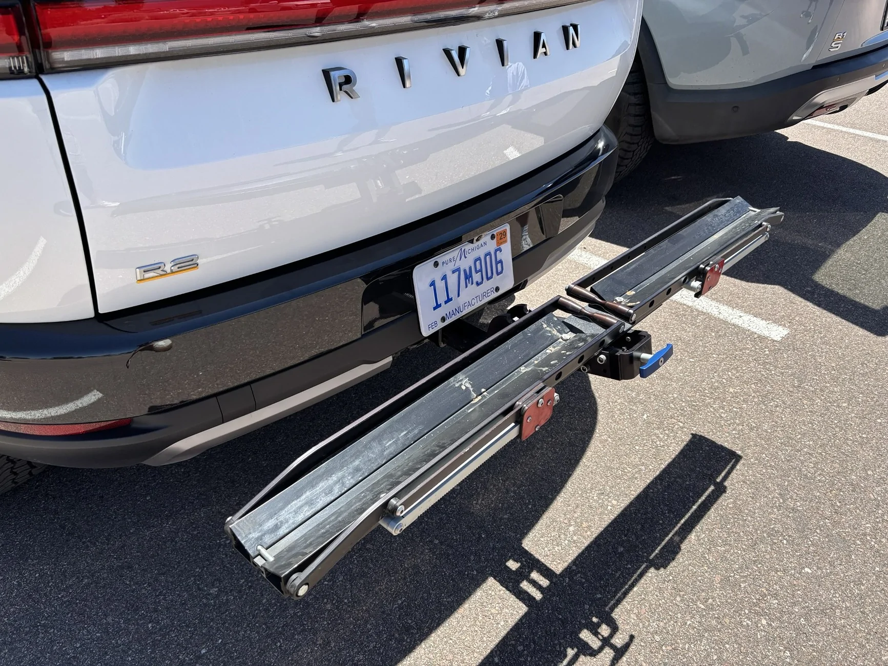 Rivian R2 + 1Up Bike Rack - Tested | Rivian Forums - R1 R2 R3 R4 News ...